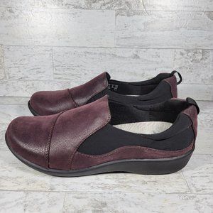 Clarks Artisan Daelyn Monarch Aubergine Purple Suede Slip On Loafers Size 8 M